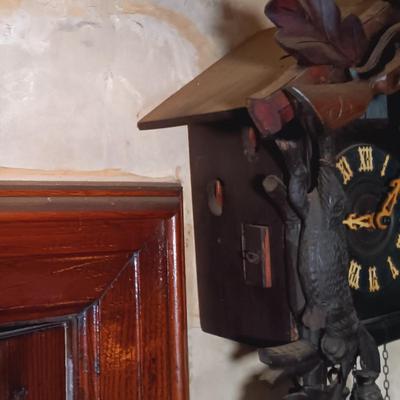 LOT 198: Hubert Herr Vintage Triberg Germany Cuckoo Clock