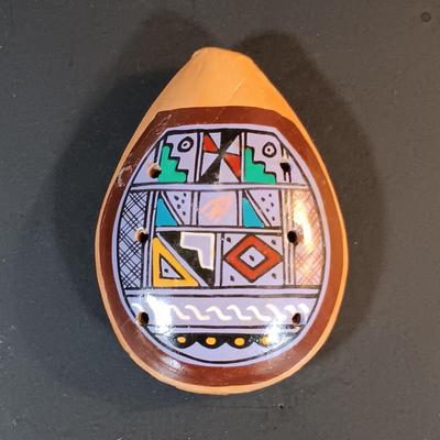 LOT 201: Cast Metal Elk Figurine, Vintage Stone Axe, Stone Arrowheads, Dried Shelf Mushroom & More