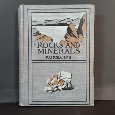 LOT 201: Cast Metal Elk Figurine, Vintage Stone Axe, Stone Arrowheads, Dried Shelf Mushroom & More