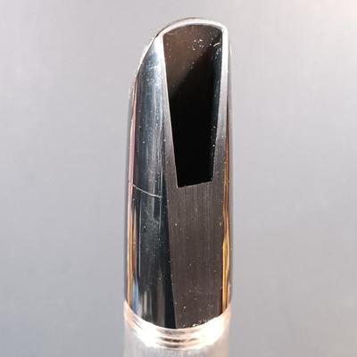 LOT 204: Jean Paul CL-31551 Clarinet with Case and Accessories