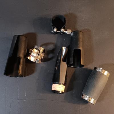 LOT 204: Jean Paul CL-31551 Clarinet with Case and Accessories