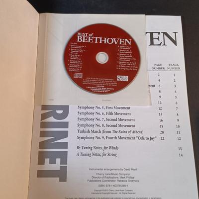 LOT 205: Vintage Franz Electric Metronome with Musical Instrument Related Books and Accessories