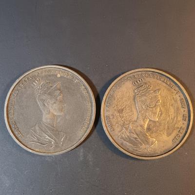 LOT 211: Set of(6) Bronze Medals- Wright Brothers 1909 Congressional Medal, 1933 Chicago World's Fair, 1961 Eva Adam's & More