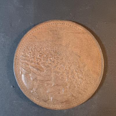 LOT 212: Set of (6) Bronze Medals- 1933 Chicago World's Fair, 1964 Freedom Foundation at Valley Forge, Met Life & More