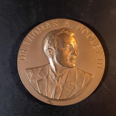 LOT 215: Set of (6) Bronze Medals- 1933 Chicago World's Fair, Jefferson Medical College & More