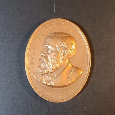 LOT 216: Set of (6) Bronze Medals- Jonas E. Salk, Robert Frost, FDR & More