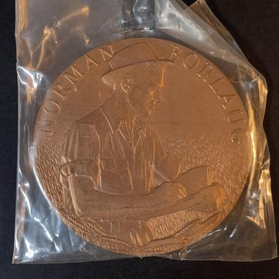 LOT 266: Set of (6) Bronze Medals- Tuskagee Airmen, Norman Borlaug, Kenneth Taylor & More