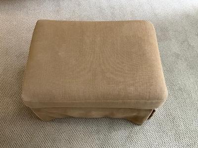 L619 Old Hickory Upholstered Footstool