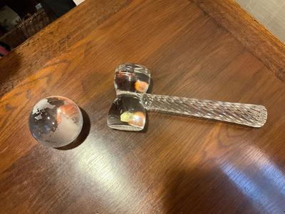 O631 Val St. Lambert Crystal Gavel with Crystal World Globe