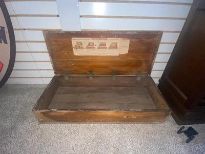 VINTAGE WOODEN DISPLAY SEED BOX