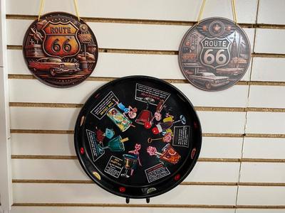 RETRO SERVING TRAY WITH CLASSIC DRINKS AND ROUTE 66 SIGNS