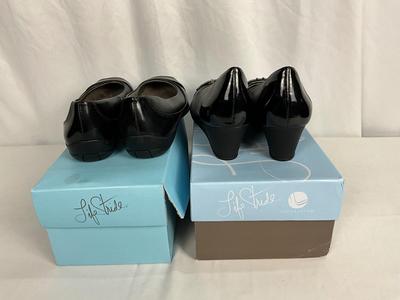 Lot B 462 Two Pair of Life Stride Ladies Shoes (size 9)