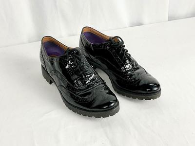 Lot A 469 Sperry Top-Sider Black Patent Leather Wingtip Oxford Shoes (Like new, size 8)