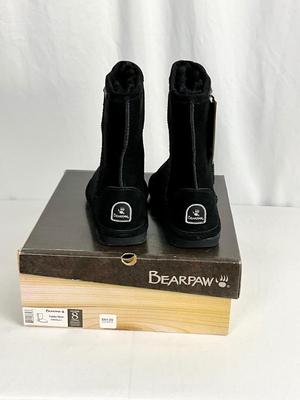 Lot A 473 NIB Bearpaw Emma Short Black Suede Boot (size 8)