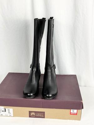 Lot A 474 NIB Clark Malia Poplar Black Leather Cuir Noir Boot (size 9)