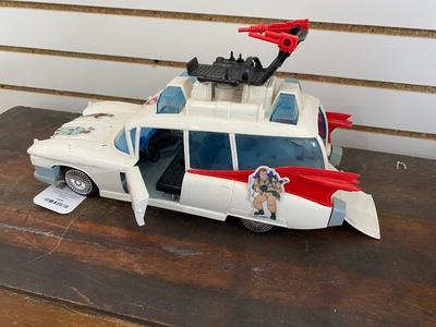 ECTO-1 1984 KENNER VINTAGE "THE REAL GHOSTBUSTERS" CAR