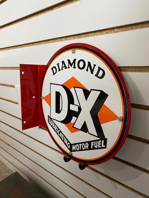 D-X DIAMOND LUBRICATING MOTOR FUEL SIDE MOUNTING SIGN