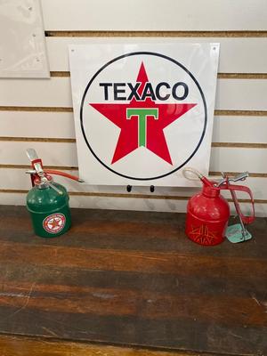 TIN TEXACO SIGN AND OIL CAN, ALONG WITH A HAND STRIPED OIL CAN.