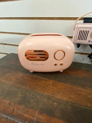 RETRO LIKE RADIO TISSUE BOX HOLDERS AND MINI BLUETOOTH RADIO