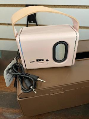 RETRO LIKE RADIO TISSUE BOX HOLDERS AND MINI BLUETOOTH RADIO