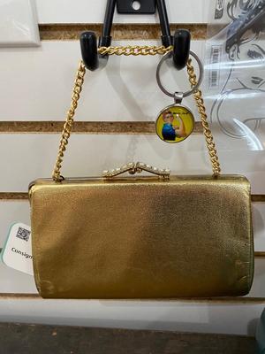 VINTAGE GOLD CLUTCH, MINI BLUETOOTH RADIO/MP3 PLAYER, WINDOW DECAL, TISSUE BOX HOLDER