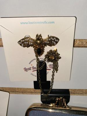 TISSUE BOX/CELL PHONE HOLDER, COIN PURSE, BUMBLE BEE BROOCH AND STONE EARRINGS