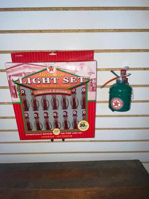 TEXACO LIGHT SET AND OIL CAN