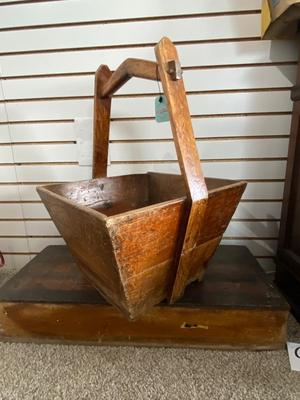 ANTIQUE WOODEN RICE/HARVEST BUCKET