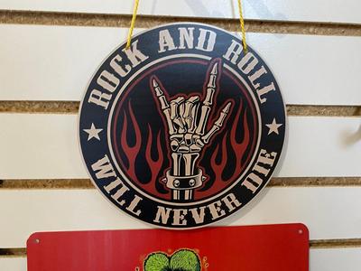 ROCKING AND ROLLING WITH RAT FINK