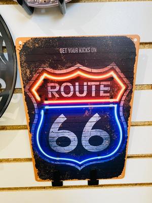 CRUISING DOWN ROUTE 66