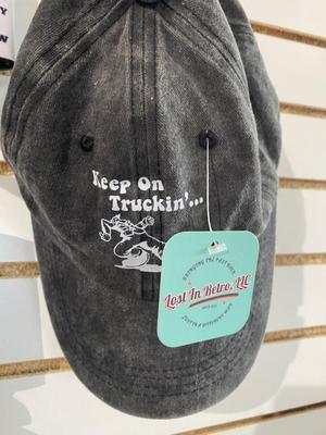 AMERICAN MULTI PURPOSE WALL BRACKET WITH CAN KOOZIES, HATS
