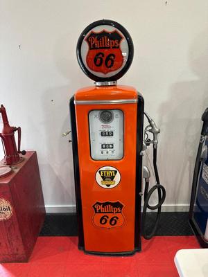 AUTHENTIC RETRO PHILLIPS 66 GAS PUMP WITH GLOBE