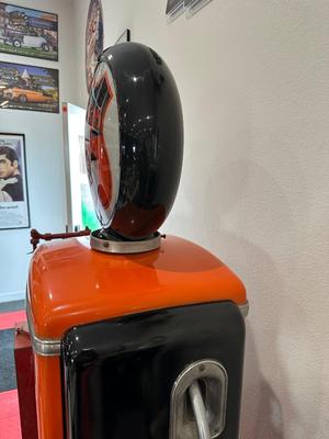 AUTHENTIC RETRO PHILLIPS 66 GAS PUMP WITH GLOBE