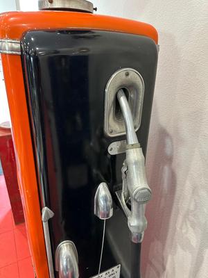 AUTHENTIC RETRO PHILLIPS 66 GAS PUMP WITH GLOBE