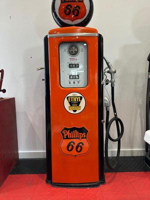 AUTHENTIC RETRO PHILLIPS 66 GAS PUMP WITH GLOBE