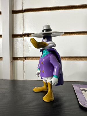 VINTAGE DISNEY DARKWING DUCK ACTION FIGURE