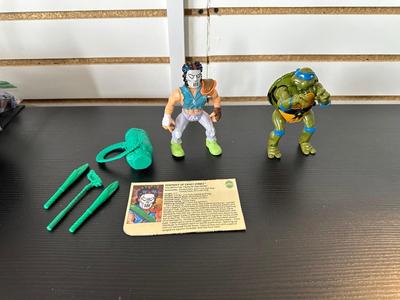 TMNT "LEONARDO" & "CASEY JONES" ACTION FIGURES