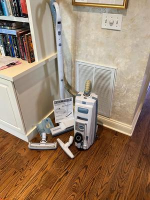 L640 Electrolux Epic 6500 SR Vacuum Cleaner