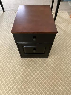 BR643 Black and Wood Top HOOKER Desk and Filing Cabinet