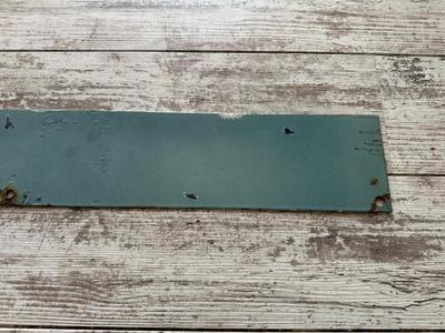METAL SIGN, LICENSE PLATES AND AUTO INSURANCE/REGISTRATION HOLDER