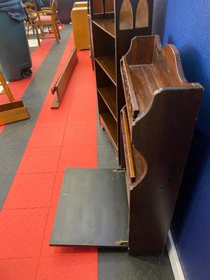 HANGING MURPHY/DROP FRONT DESK & VINTAGE BOOKSHELF