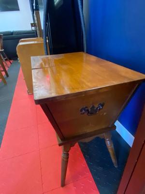 VERY OLD DOUGH BOX
