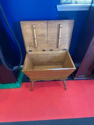 VERY OLD DOUGH BOX