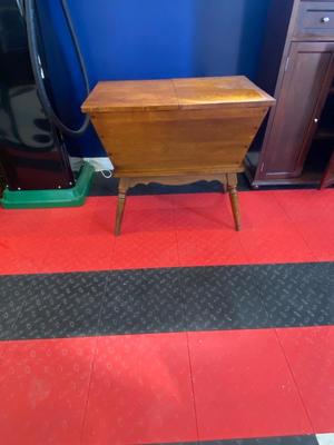VERY OLD DOUGH BOX