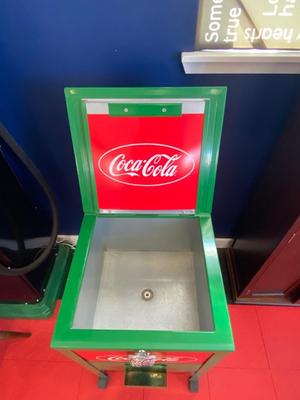 VINTAGE METAL COCA-COLA ROLLING ICE CHEST