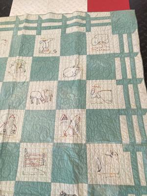 ADORABLE BARNYARD HANDMADE EMBROIDERED QUILT