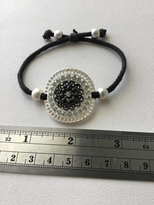 Beautiful adjustable fashion bracelet