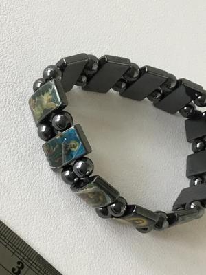 Magnetic stretchy religious fashion bracelet