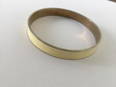 Pastel yellow fashion bracelet