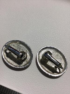 Beautiful silver tone and black oval vintage clip on earrings